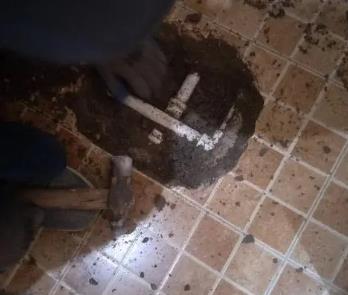 莎车卫生间漏水维修公司为您分享下卫生间渗水如何处理及注意事项